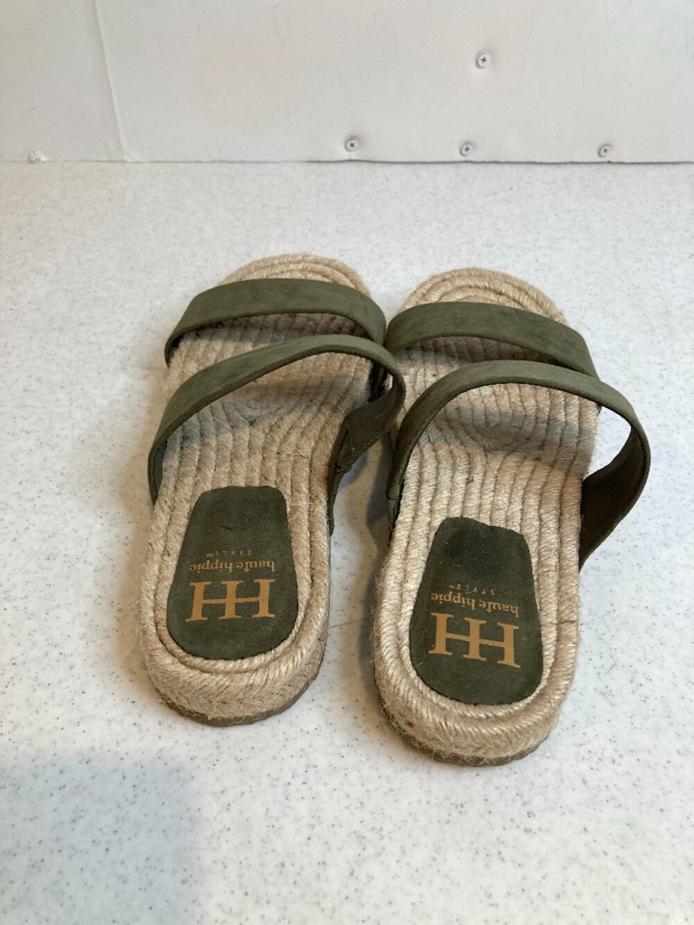 HAUTE HIPPIE WOVEN SANDAL SIZE 8.5 NEW